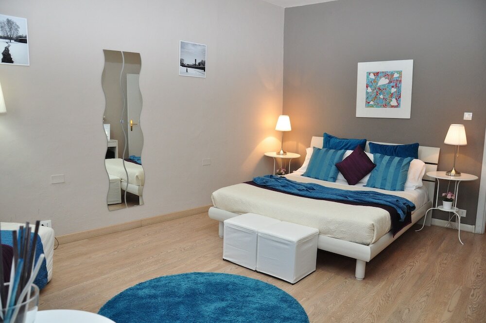 Фото At Home Bed and Breakfast