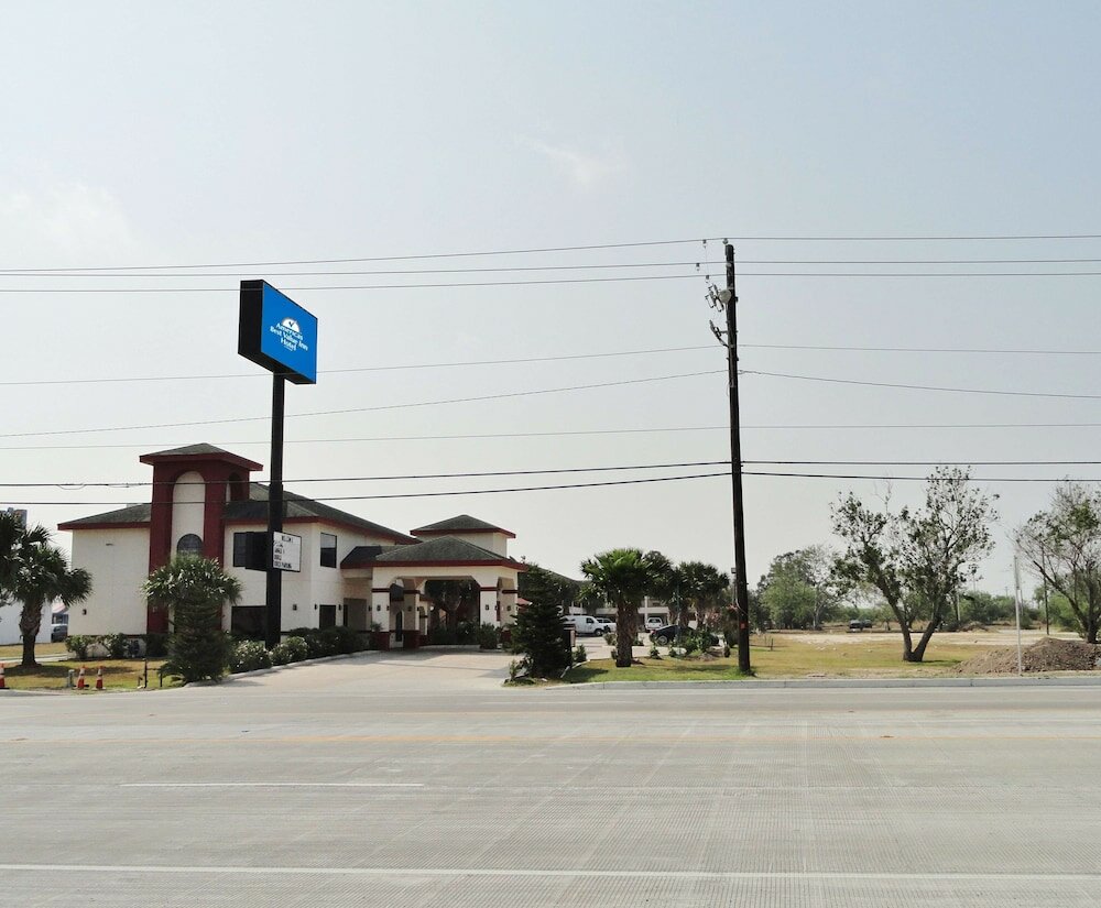 Фото Americas Best Value Inn Brownsville