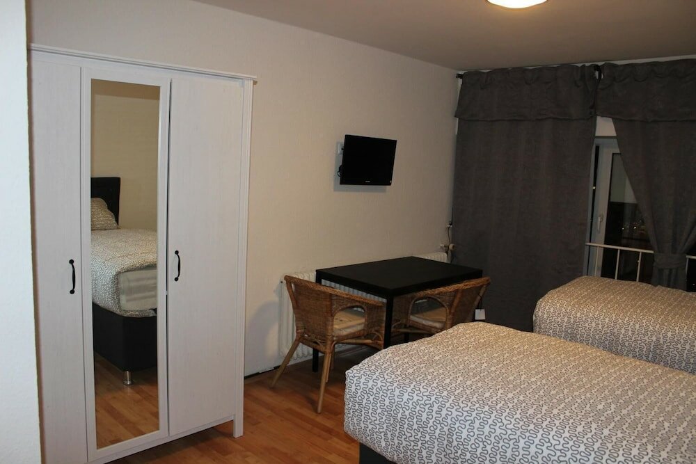 Фото Hotel Garni Emir