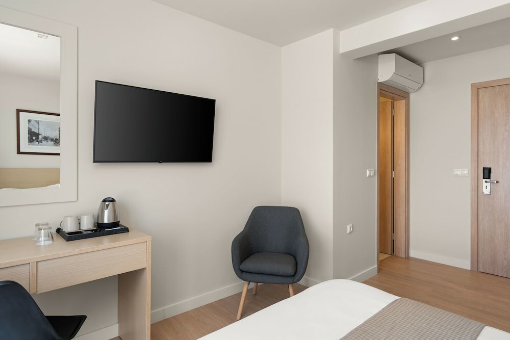 Фото Gallery Central Piraeus Port