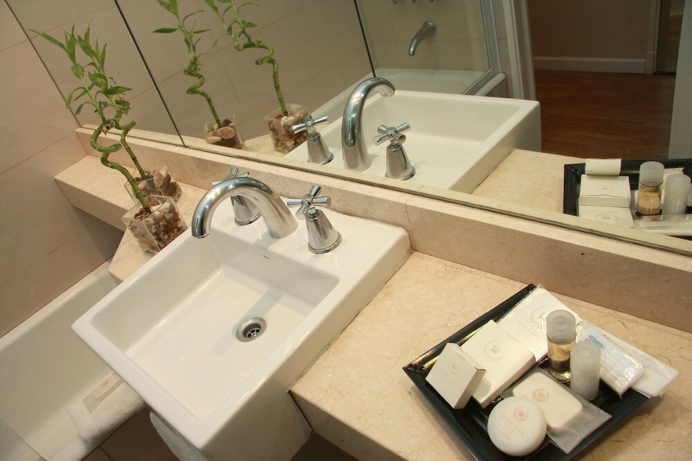 Фото Grand King Hotel