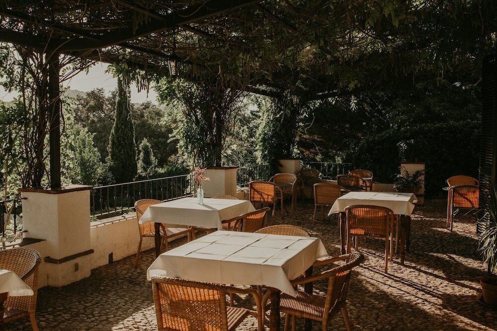 Фото Hotel Posada de Valdezufre