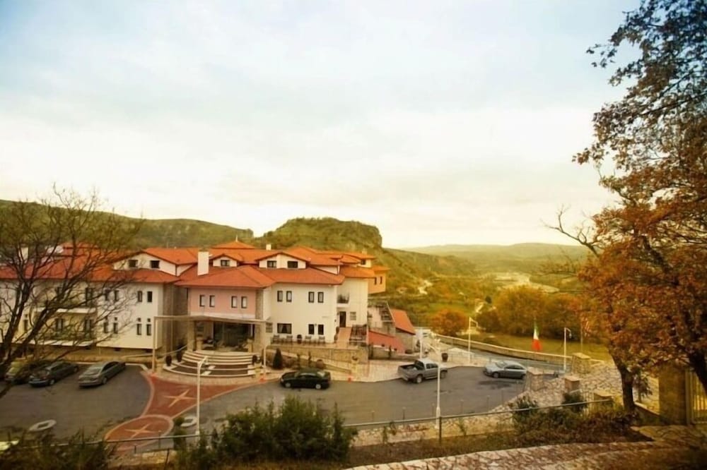 Фото Afkos Grammos Luxury Boutique Hotel