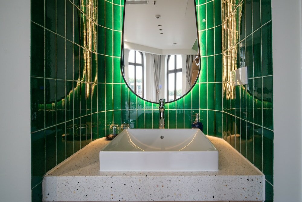 Фото Me Saigon Boutique Hotel