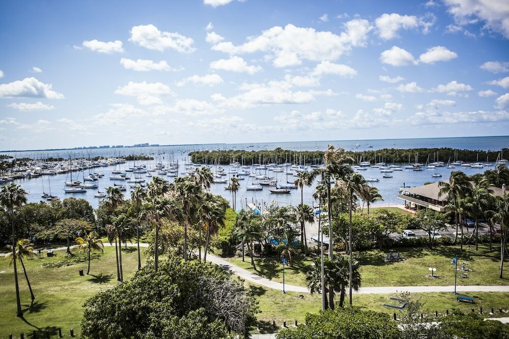 Фото The Mutiny Hotel