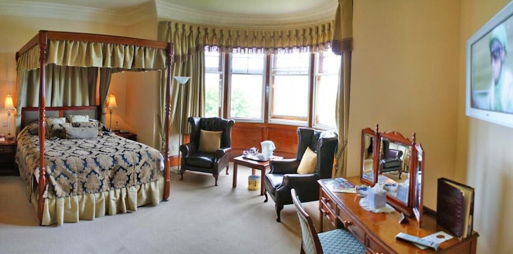 Фото Ramnee Hotel