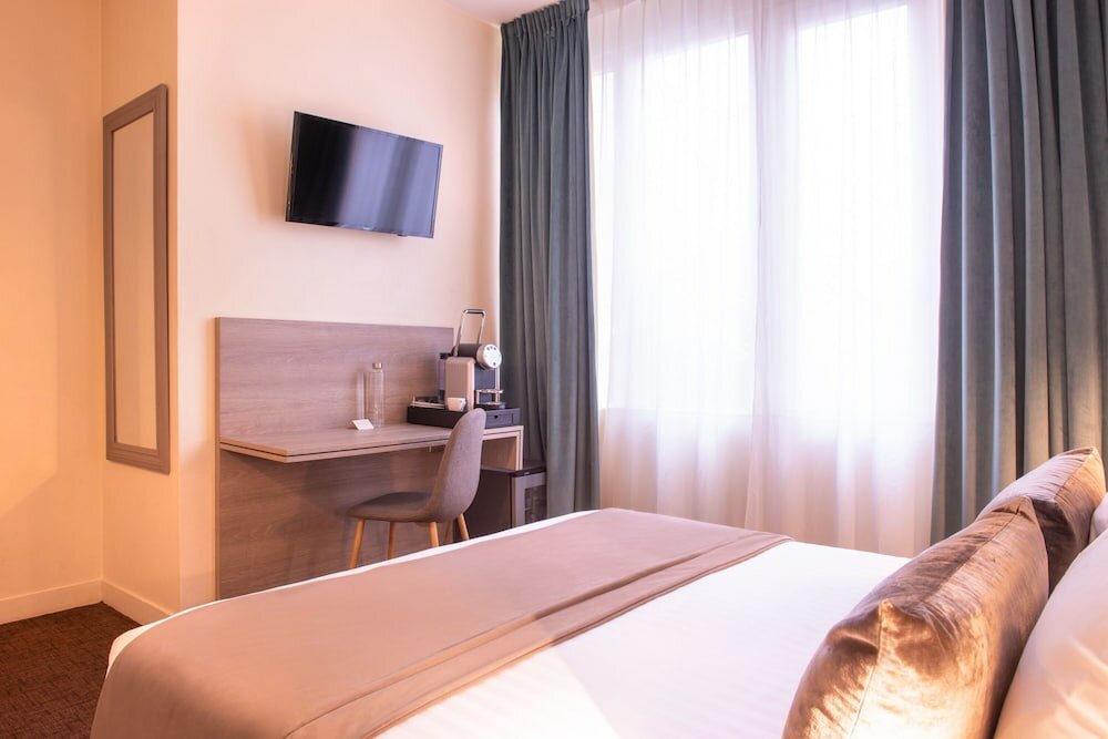 Фото Hotel Aston Paris