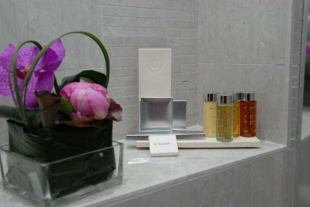 Фото Golden Tulip Cannes Hotel De Paris