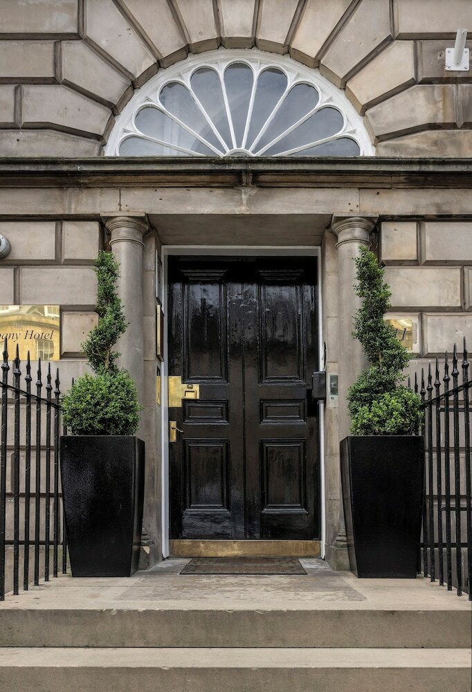 Фото Ballantrae Hotel