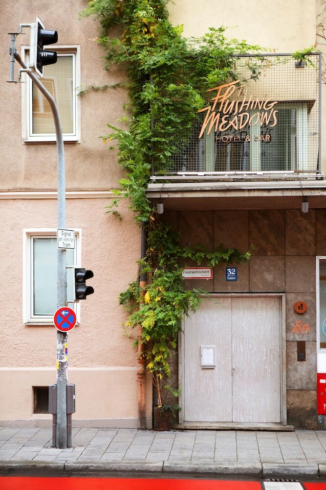 Фото The Flushing Meadows Hotel & Bar