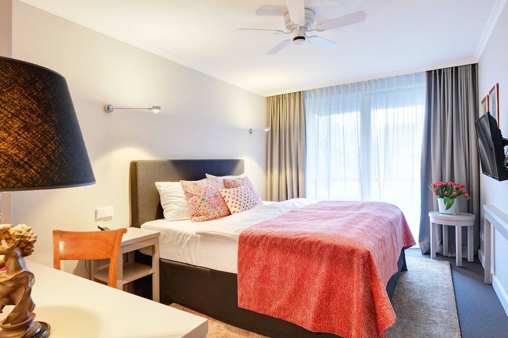 Фото Admiral Hotel