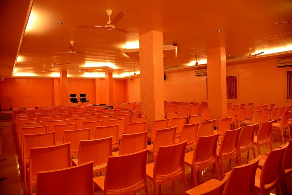 Фото Tri Sea Hotel