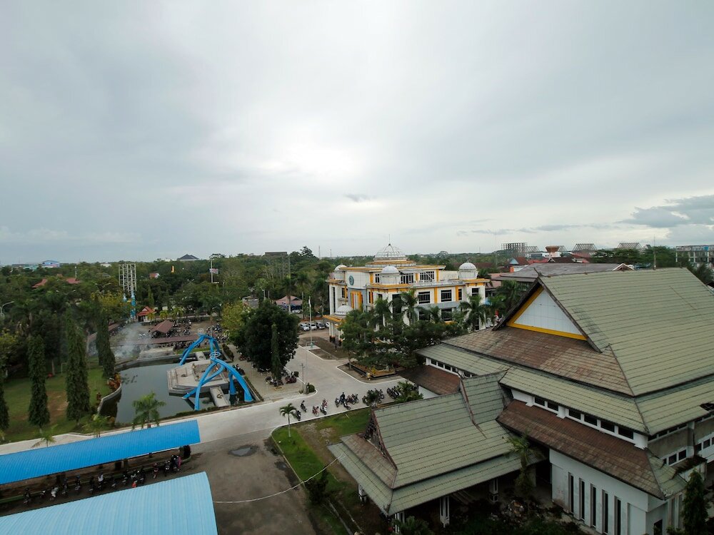 Фото Mercure Pontianak City Center