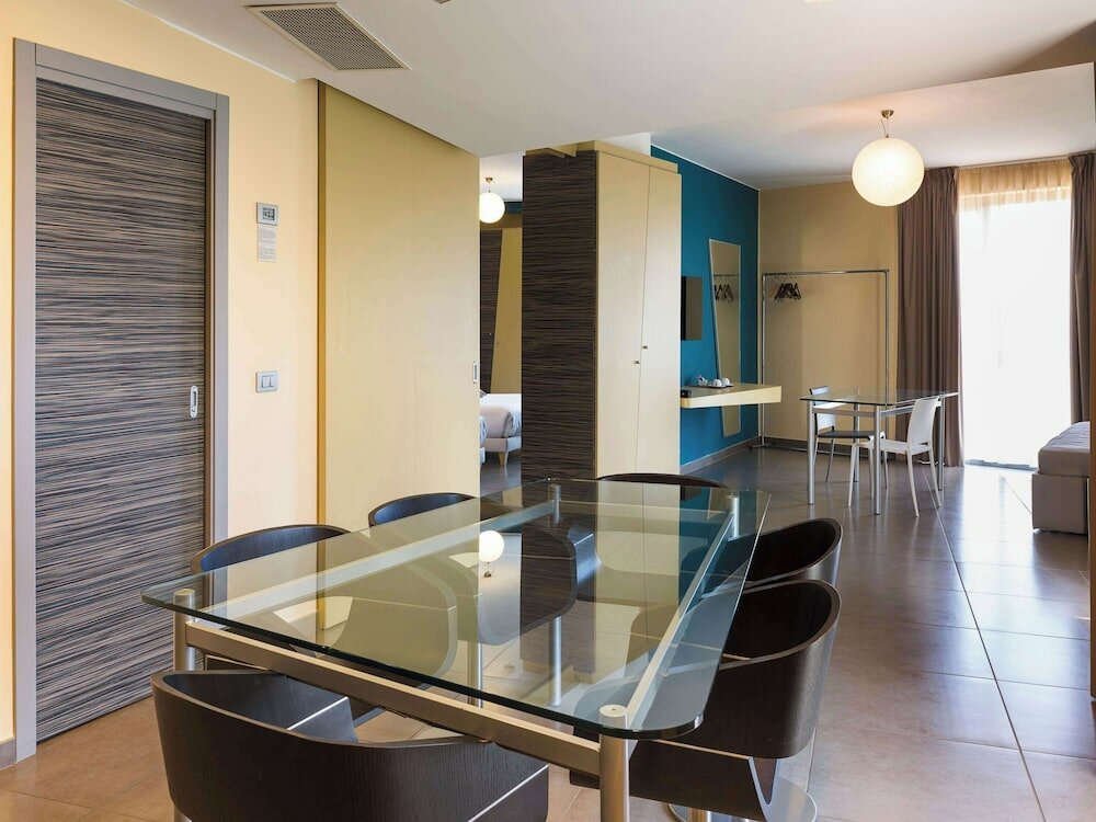 Фото Ibis Styles Catania Acireale