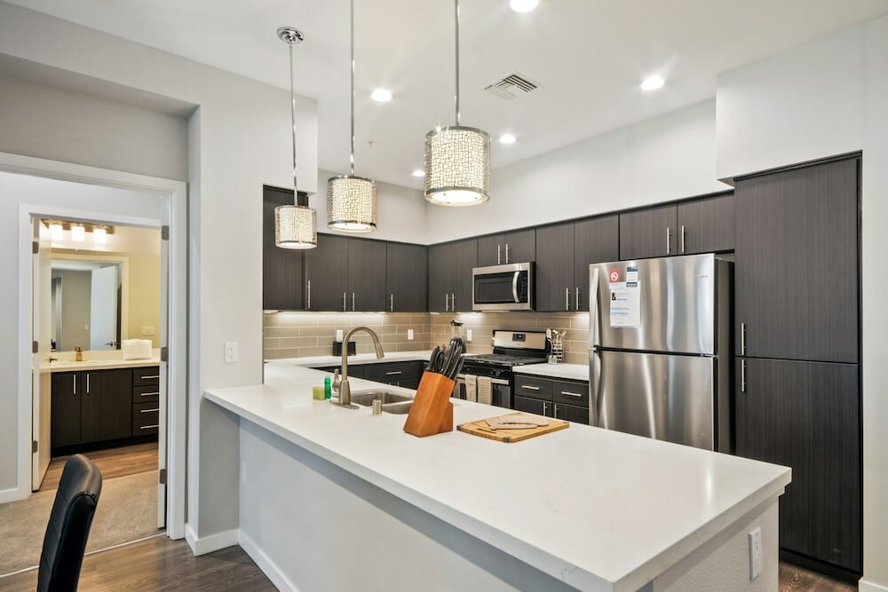 Фото Bluebird Suites near Facebook Hq