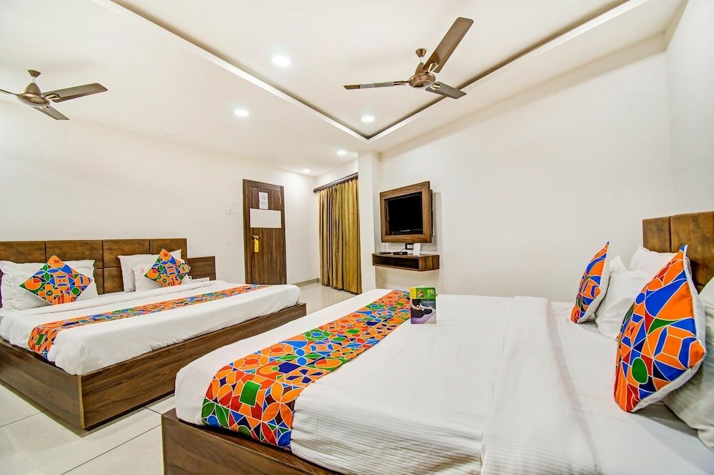 Фото FabHotel Rajnandani Residency