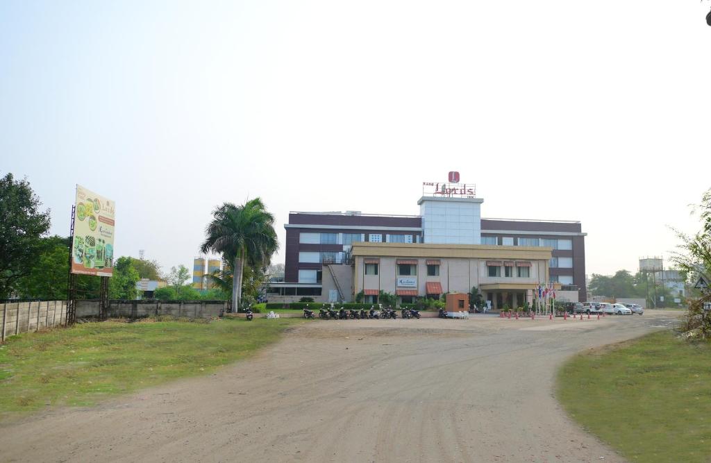 Фото Rang Lords Inn Bharuch