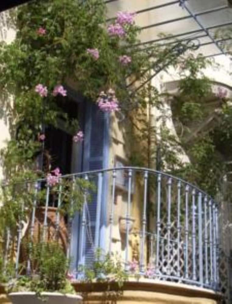 Фото Villa Saint Hubert