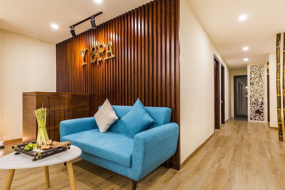 Фото Ibiza Riverfront Hotel Da Nang