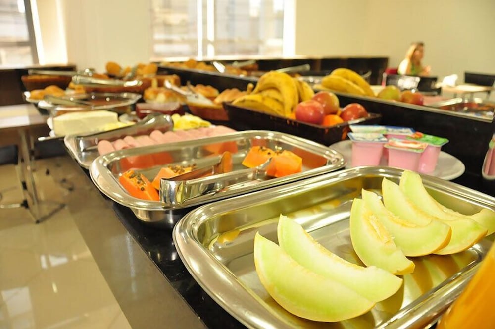 Фото Catú Palace Hotel