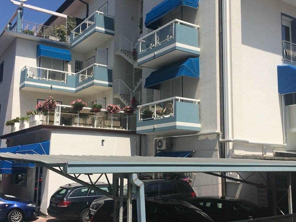 Фото Hotel Touring