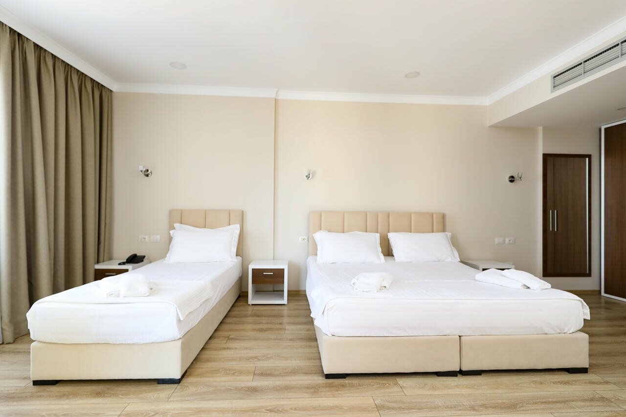 Фото Hotel Britania
