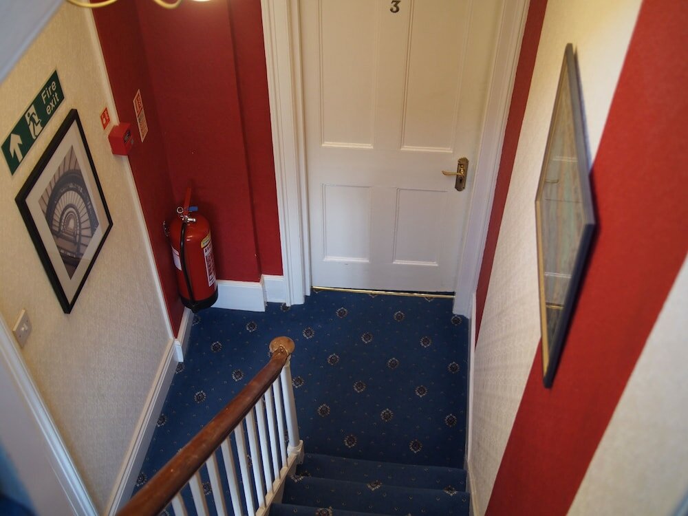 Фото The Coach House Canterbury