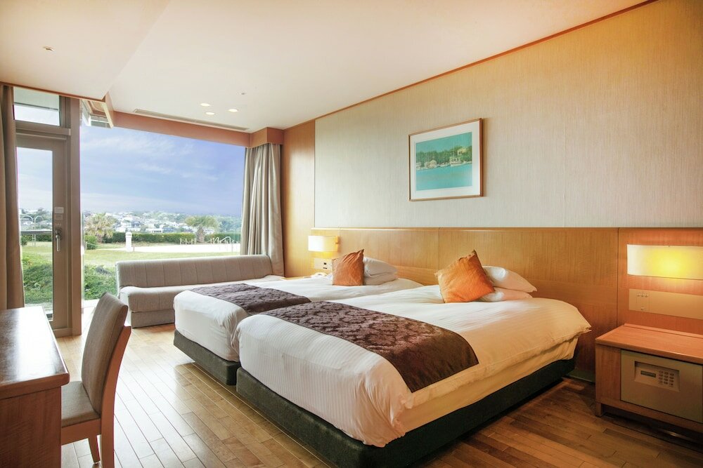 Фото Kamakura Prince Hotel