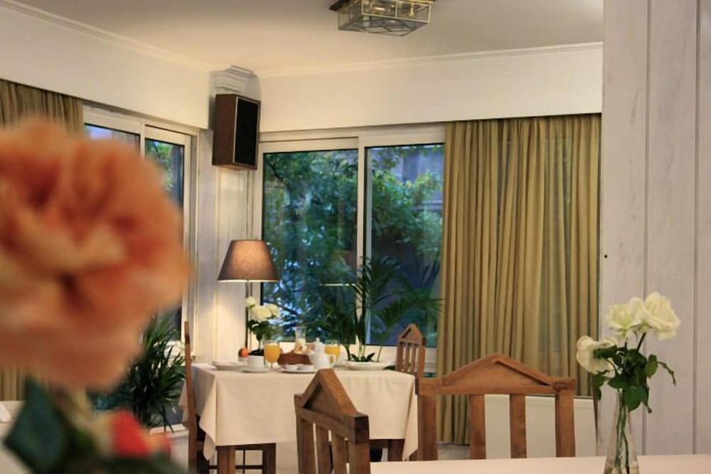 Фото Achillion Hotel