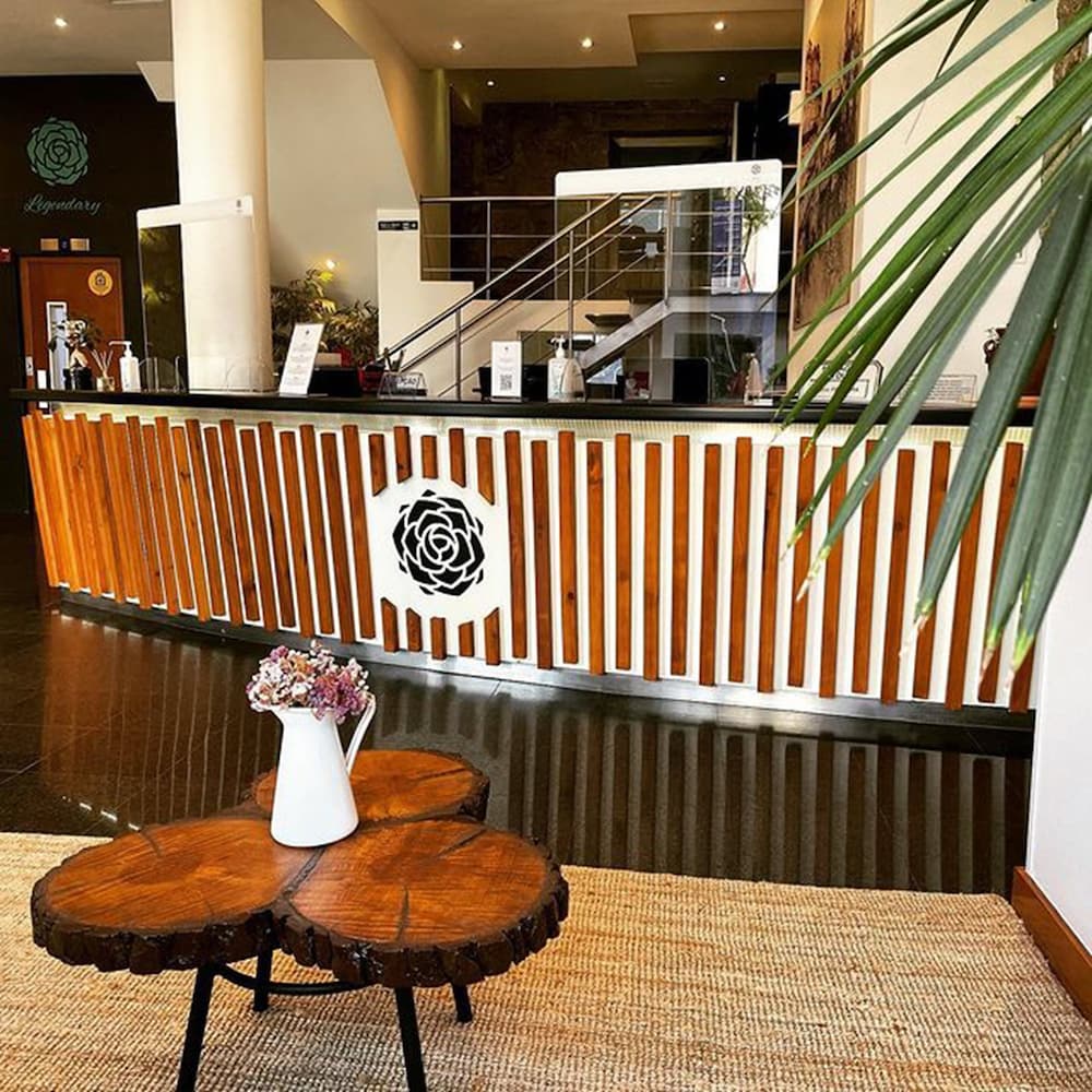 Фото Legendary Porto Hotel