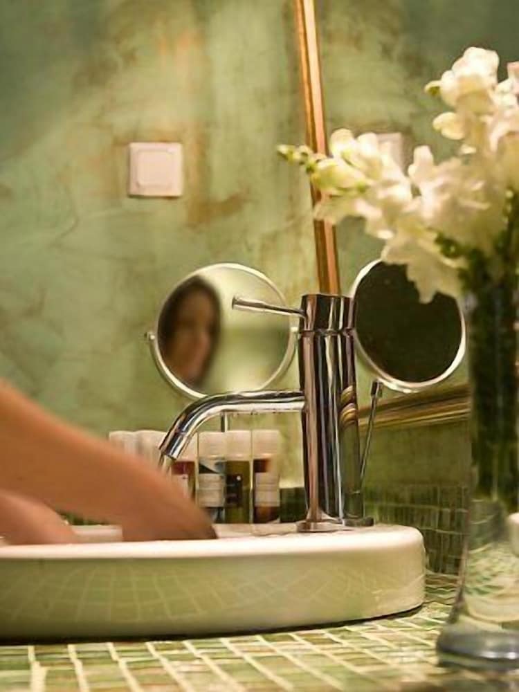 Фото Dreams Luxury Suites