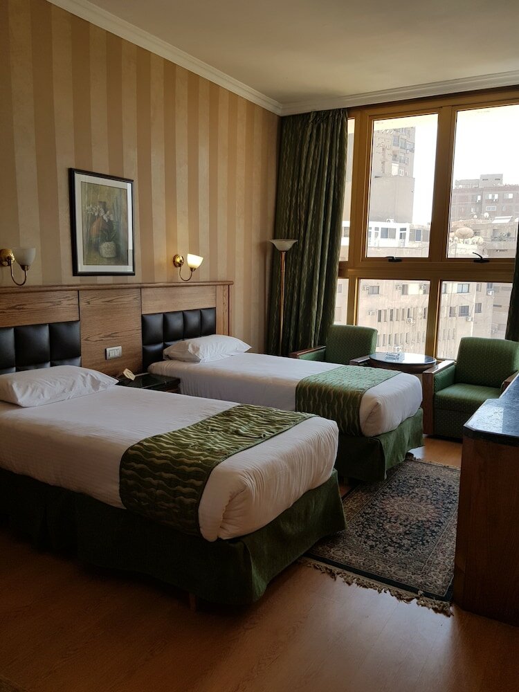 Фото Maadi Hotel