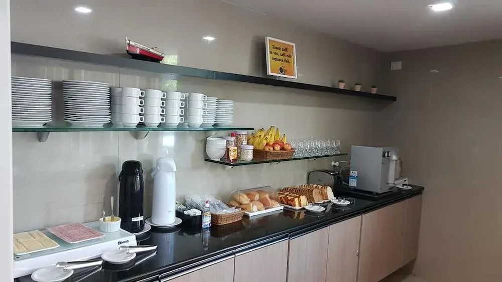 Фото Hotel Enseada Aeroporto