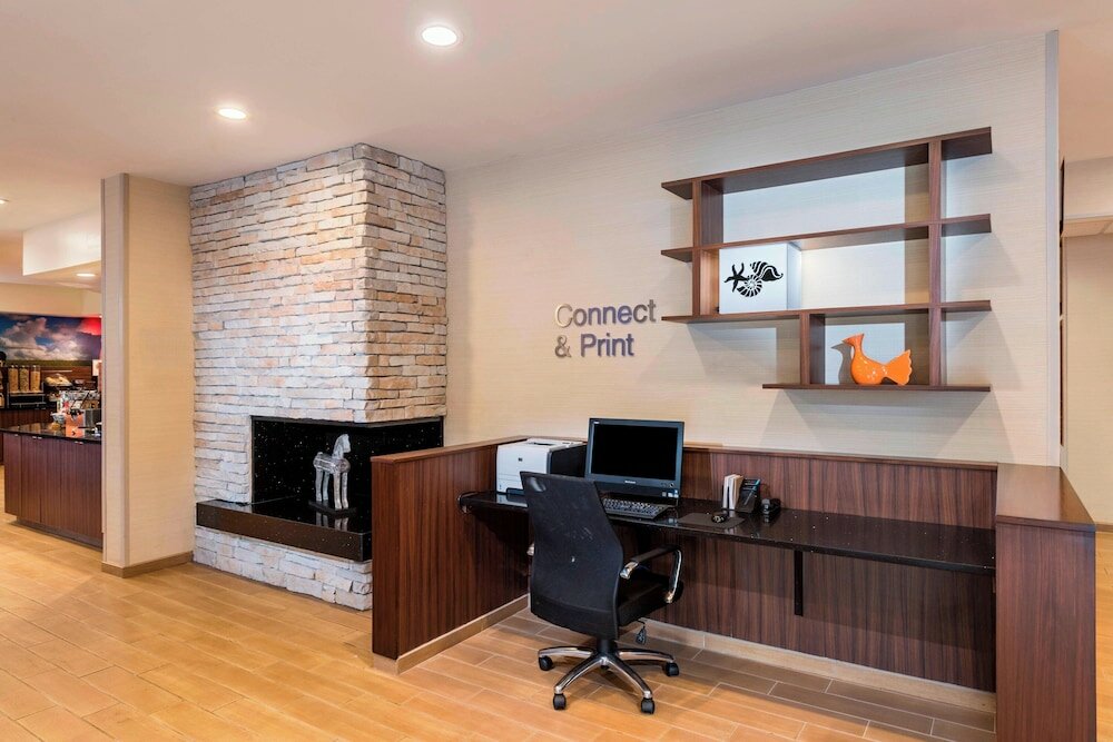 Фото Fairfield Inn & Suites by Marriott St Petersburg Clearwater