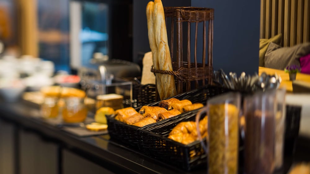 Фото Campanile Rennes Centre Gare