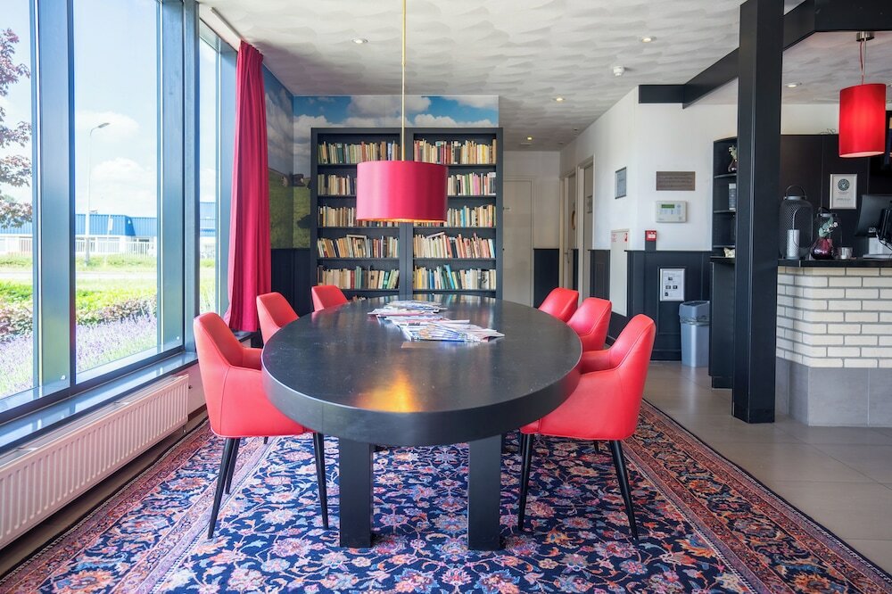 Фото Bastion Hotel Groningen