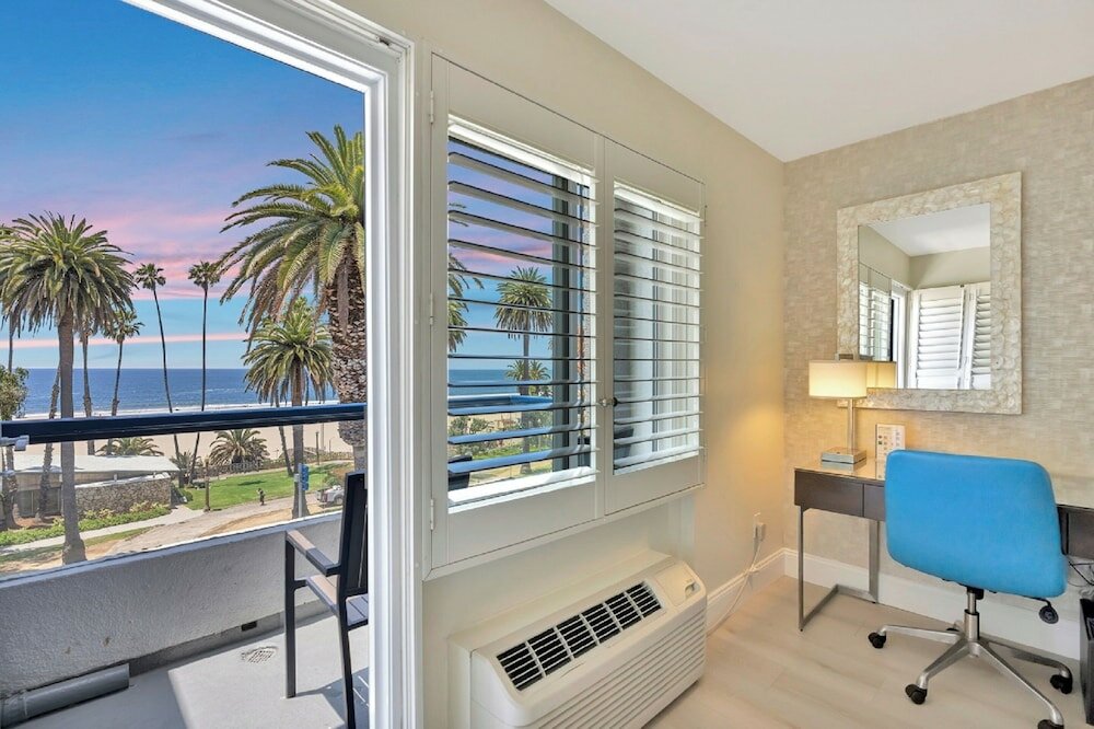 Фото Ocean View Hotel