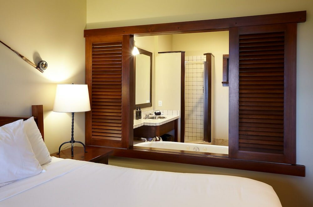 Фото Middle Beach Lodge