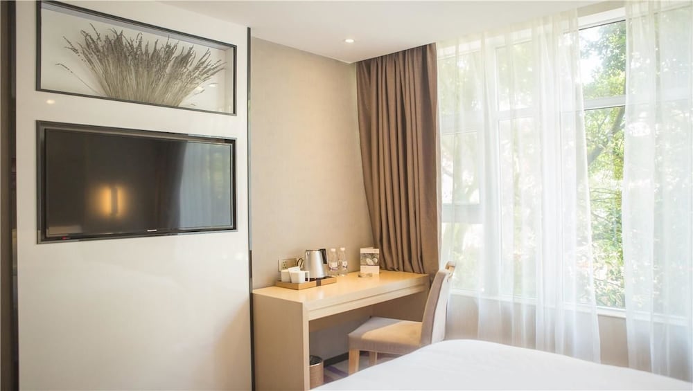 Фото Lavande Hotels Guangzhou Kecun Metro Station Pazhou Conference and Exhibition Center