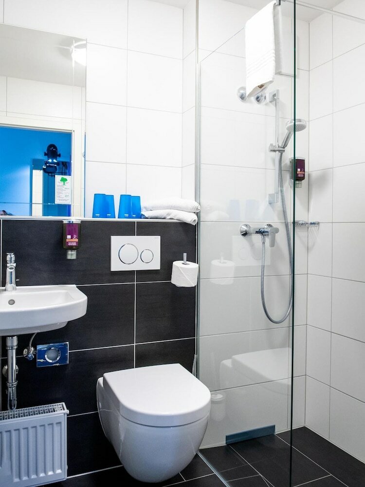 Фото 216854266509