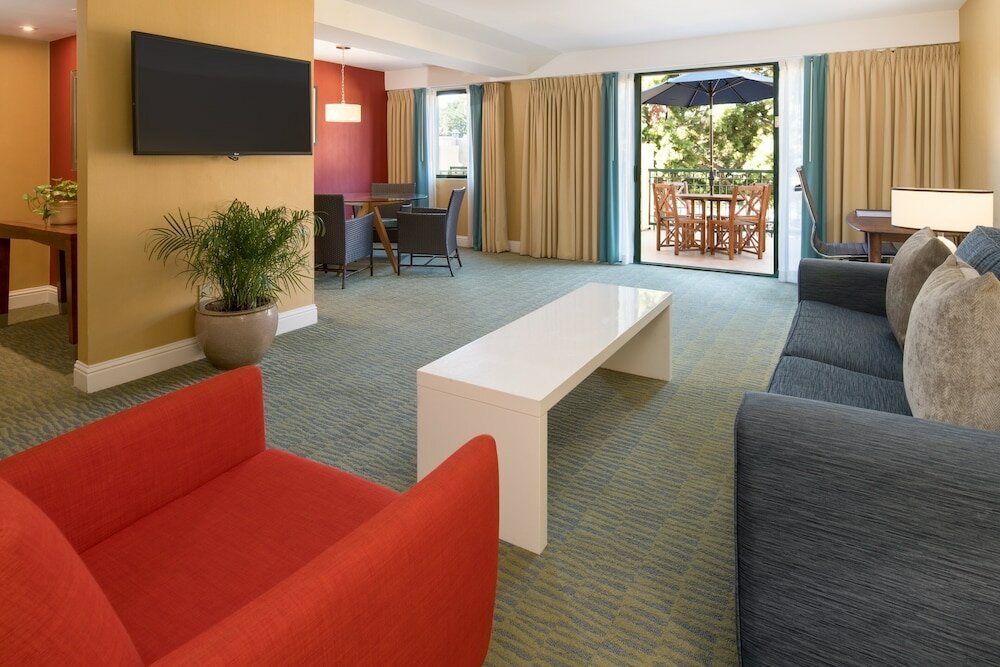 Фото Crowne Plaza Cabana, Palo Alto, an Ihg Hotel