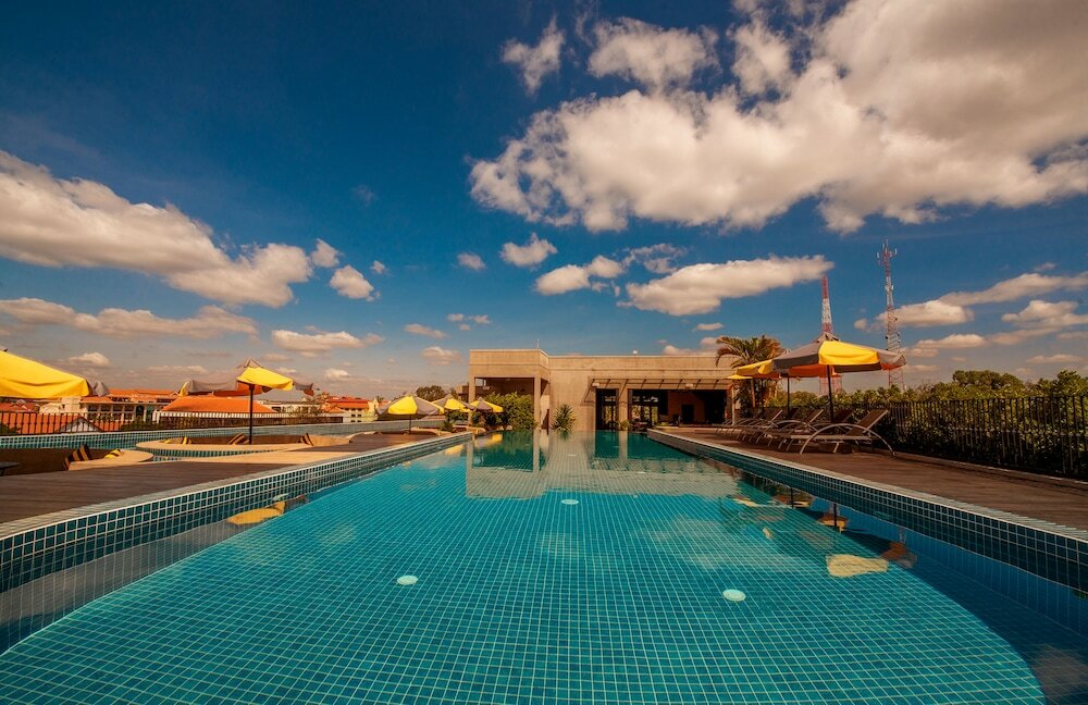 Фото The Twizt Lifestyle Hostel