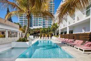 Гостиница The Sarasota Modern, a Tribute Portfolio Hotel
