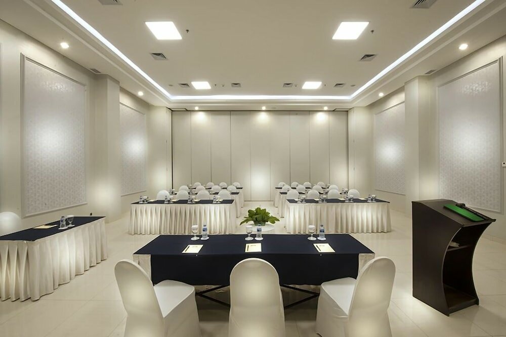 Фото Permata Hotel