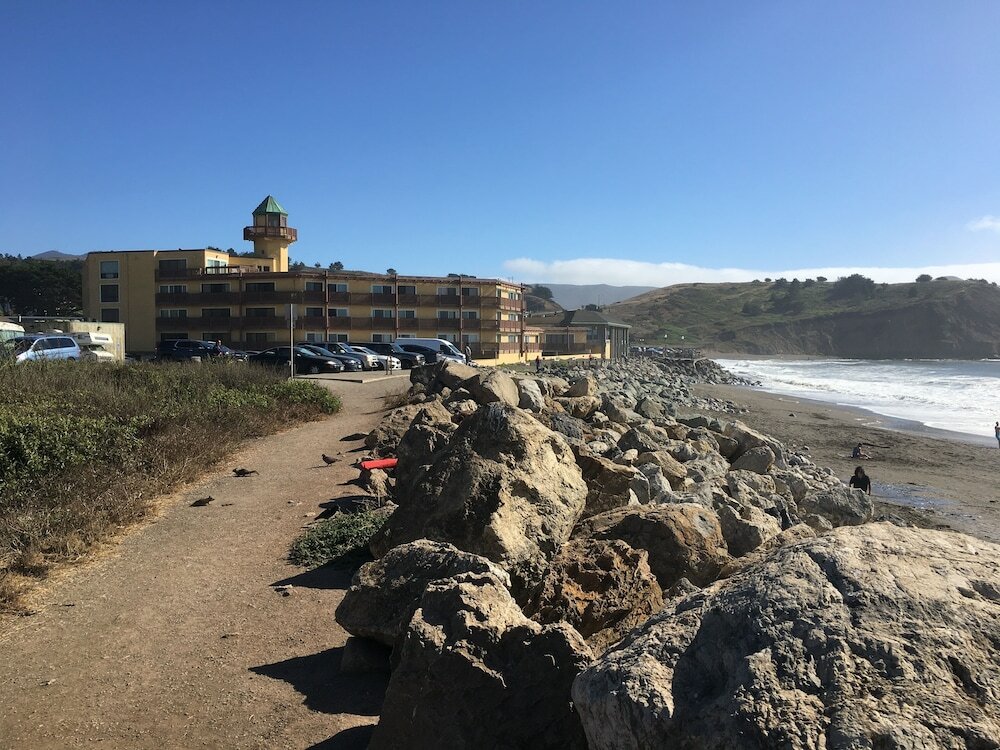 Фото Pacifica Lighthouse Hotel Trademark Collection by Wyndham