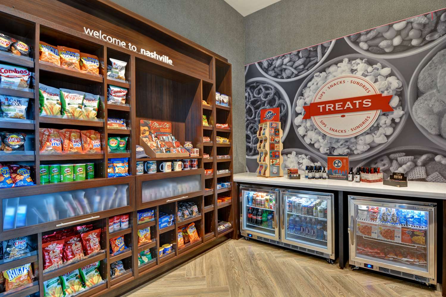 Фото Hampton Inn & Suites Nashville Downtown Capitol View