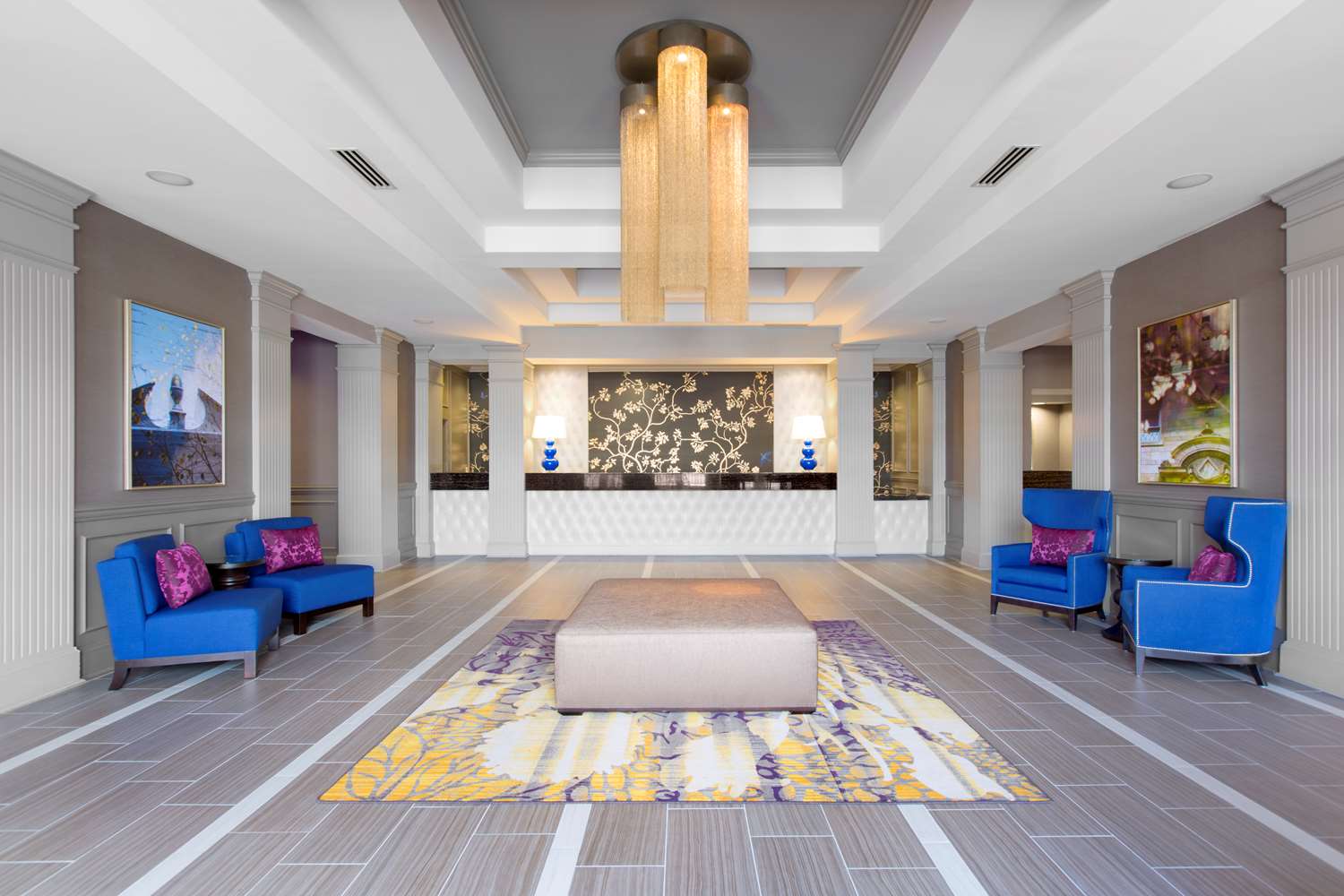 Фото DoubleTree by Hilton Hotel Savannah Historic District