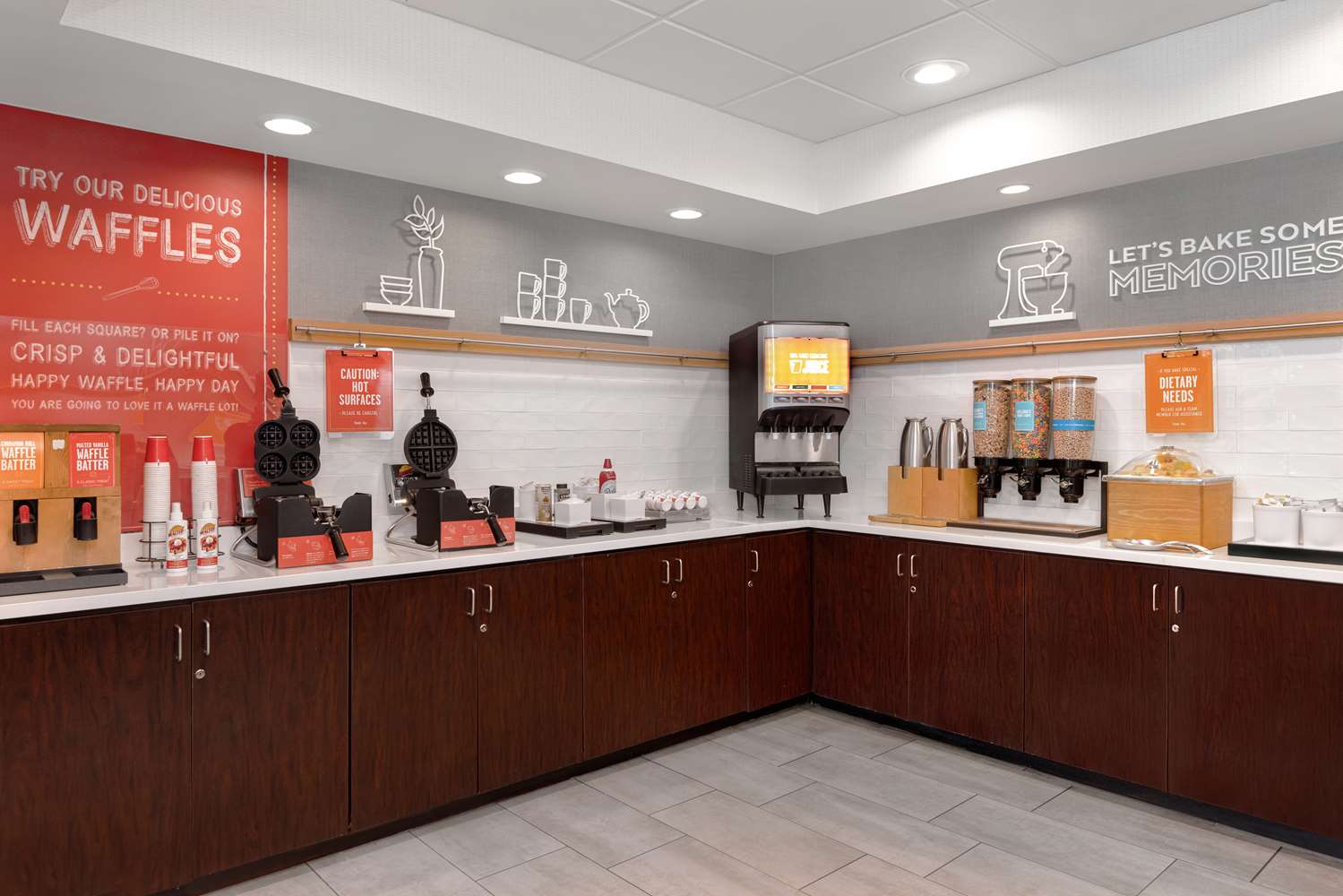 Фото Hampton Inn Tallahassee-Central