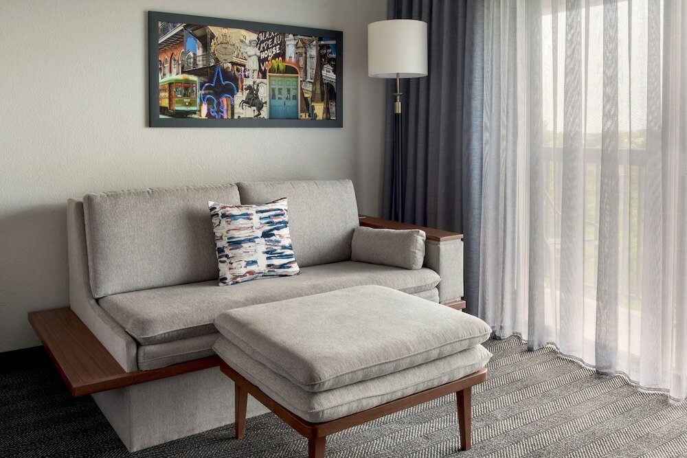 Фото Courtyard by Marriott New Orleans Metairie