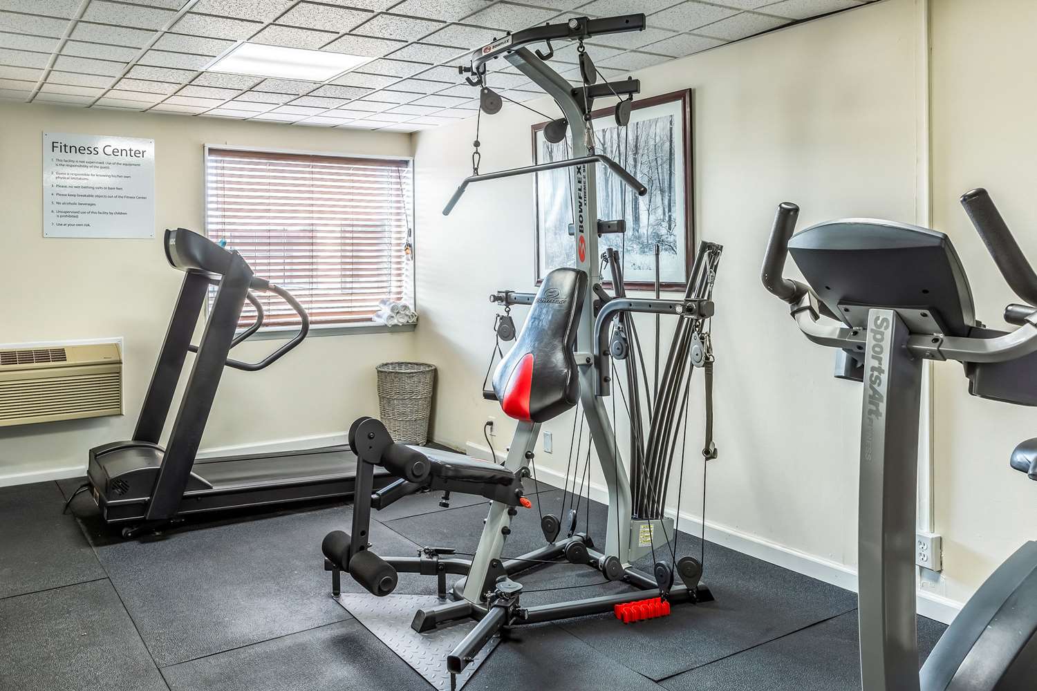 Фото Quality Inn East Stroudsburg - Poconos